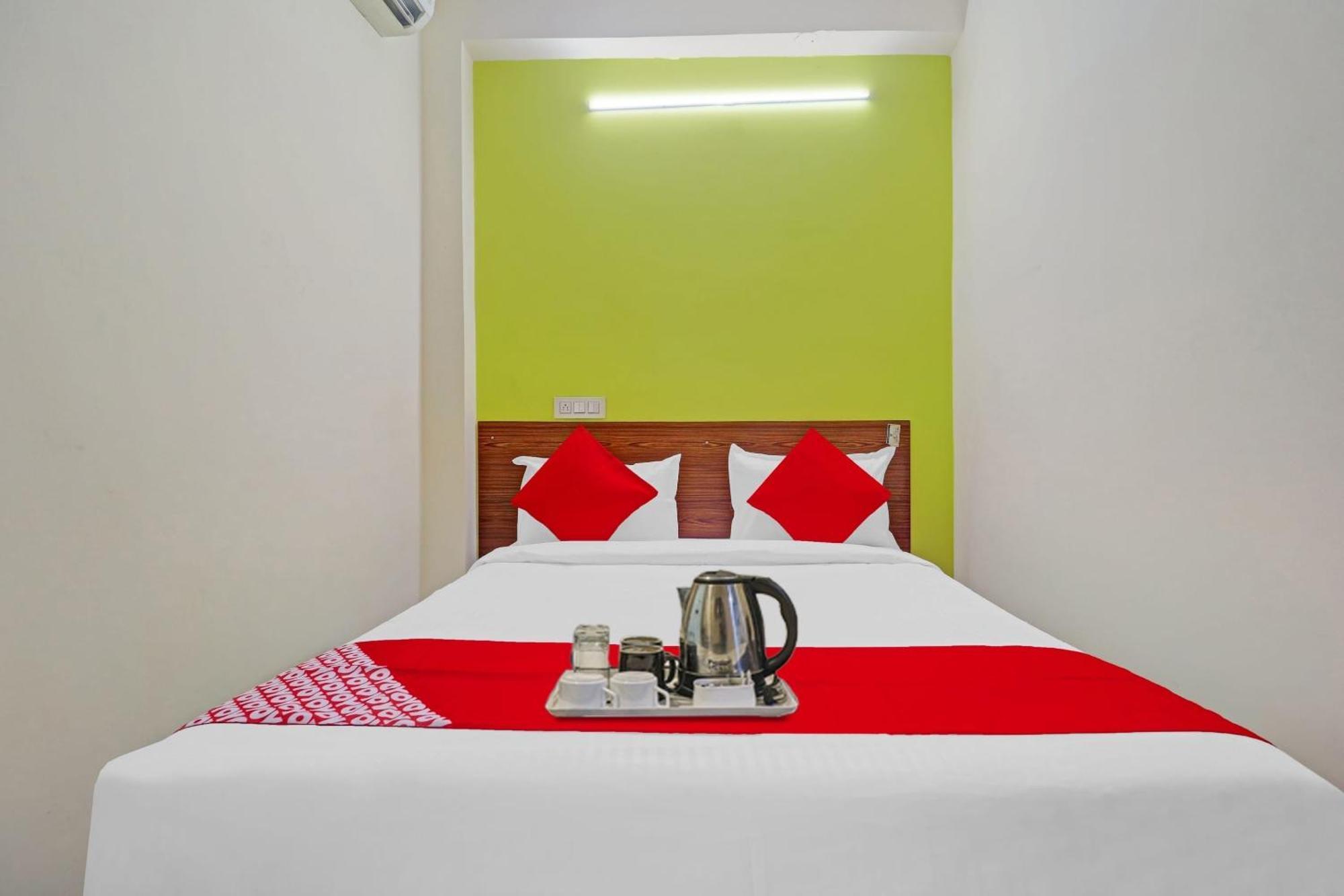 Super Collection O Elite Stay Near Habsiguda Metro Station Χιντεραμπάντ Εξωτερικό φωτογραφία